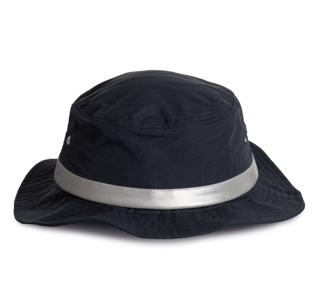 HAT WITH WIDE HEMS