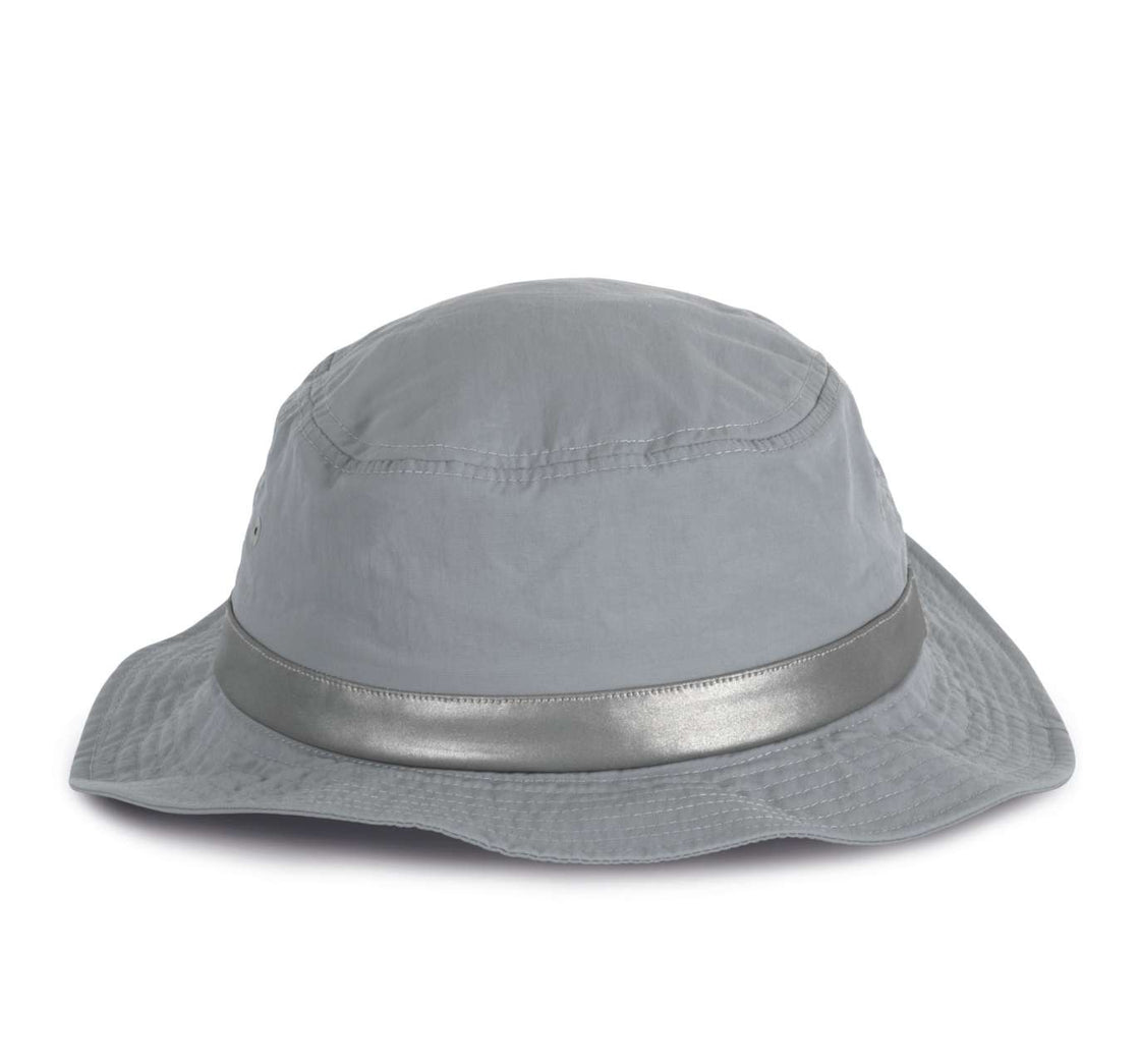 HAT WITH WIDE HEMS